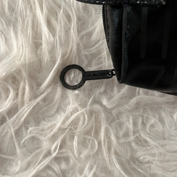 Mac make up bag - Picture 3 of 6